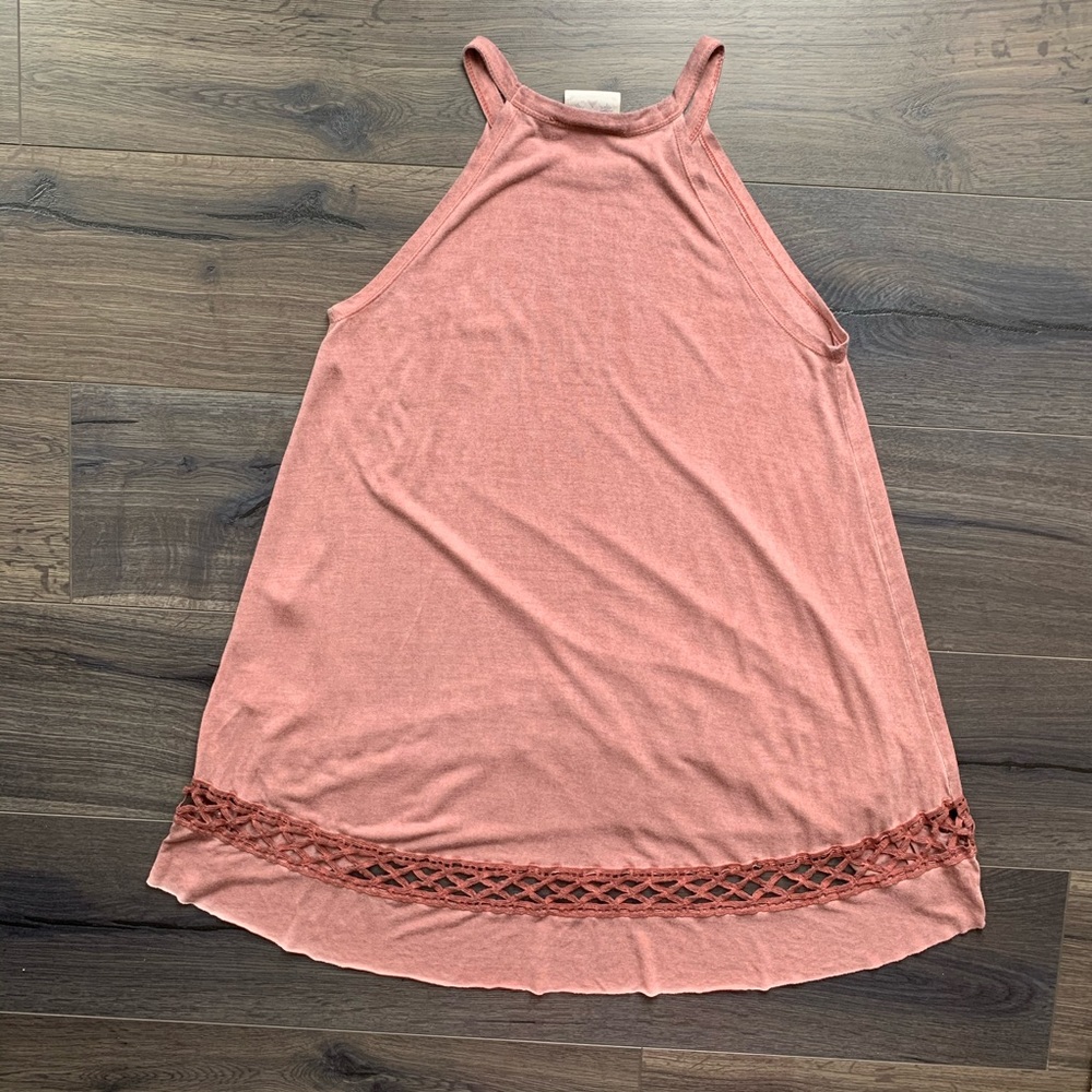 Dantelle High Low Tunic - Picture 5 of 9